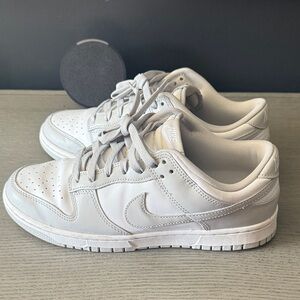 Nike dunk low white and gray